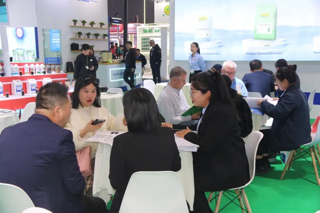 金牌贊助企業(yè)海大生物全新亮相上海CAC國際農(nóng)化展,以科技實(shí)力獻(xiàn)禮25周年