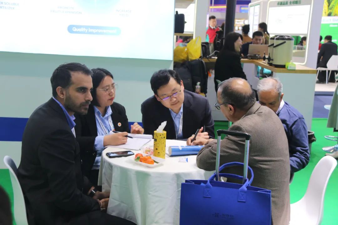 金牌贊助企業(yè)海大生物全新亮相上海CAC國際農(nóng)化展,以科技實(shí)力獻(xiàn)禮25周年