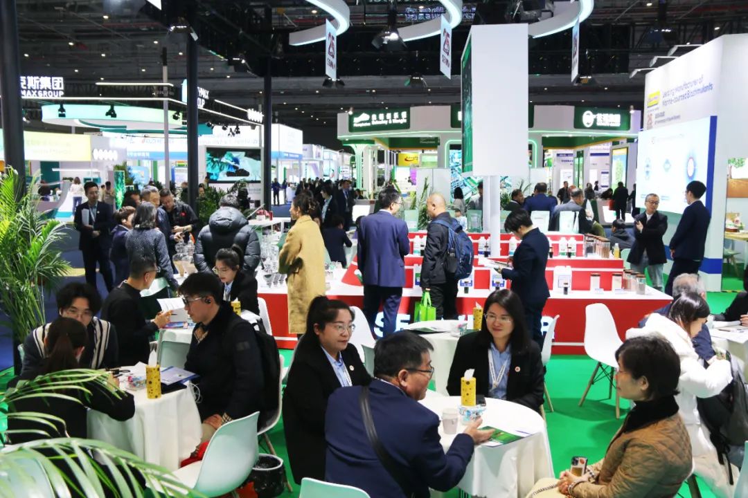 金牌贊助企業(yè)海大生物全新亮相上海CAC國際農(nóng)化展,以科技實(shí)力獻(xiàn)禮25周年